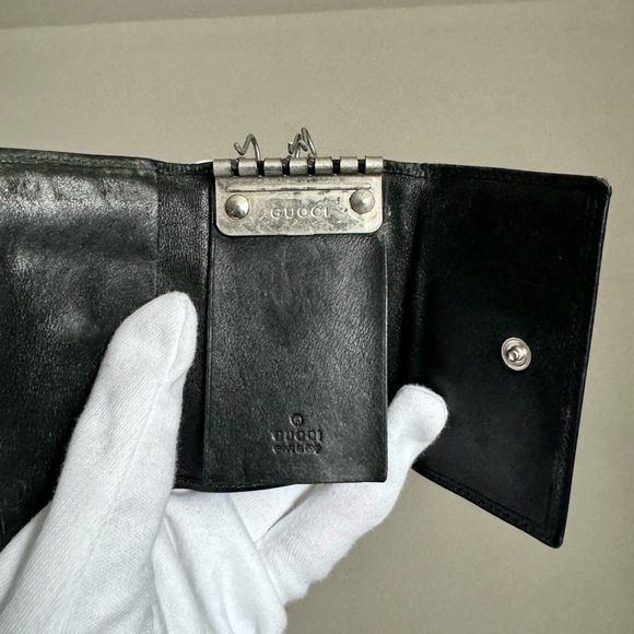 Gucci Leather Black Key Case Holder - Picture 10 of 15